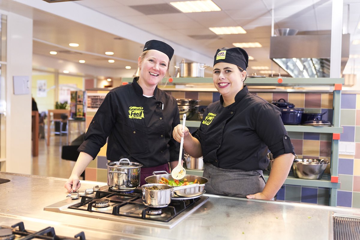 SVO vakopleiding food Best gaat verhuizen. Vanaf september 2021 geeft SVO les in het centrum van food hotspot Eindhoven, aan de Hooghuisstraat 22-24.  svo.nl/svo-vakopleidi…