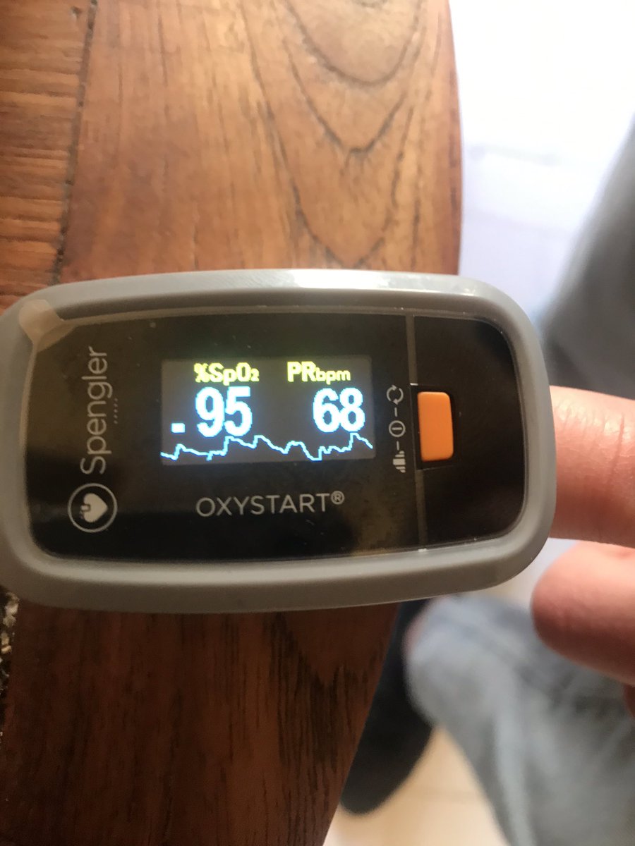 PhilippeMurer's tweet photo. Ma fille de retour après 3 heures de cours avec un masque teste sa saturation en oxygène.
75%! Après 5 minutes sans masque 95%.
Il semble que le docteur @cab2626 ait raison. Quand le ministre @olivierveran vérifiera s’il y a bien un gros problème ? RT massif https://t.co/GLu6lObjnx
