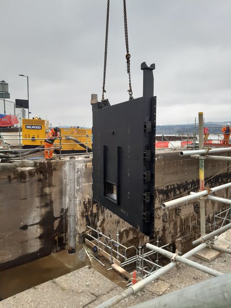 New lock gates investment at Crinan Sea Lock - well done Irene Patsalou and the team @scottishcanals @scotgov @transcotland @Fireball_Pete @CrinanCanal @MillarRichard @argyllandbute @HeartofArgyll