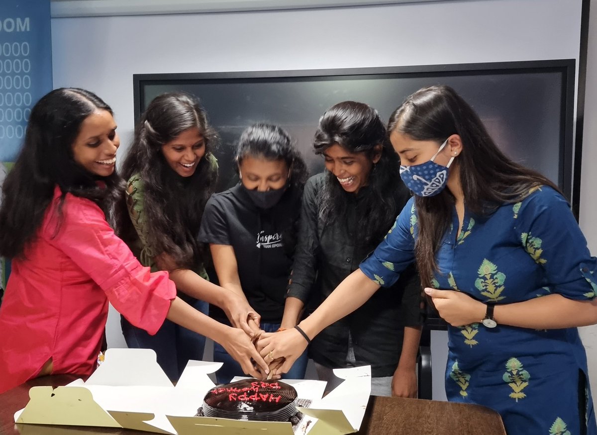 TheExprs's tweet photo. Happy Women = Happy World!

#WomensDay #InternationalWomansDay #exprs #women https://t.co/r0JP3QWzJ7