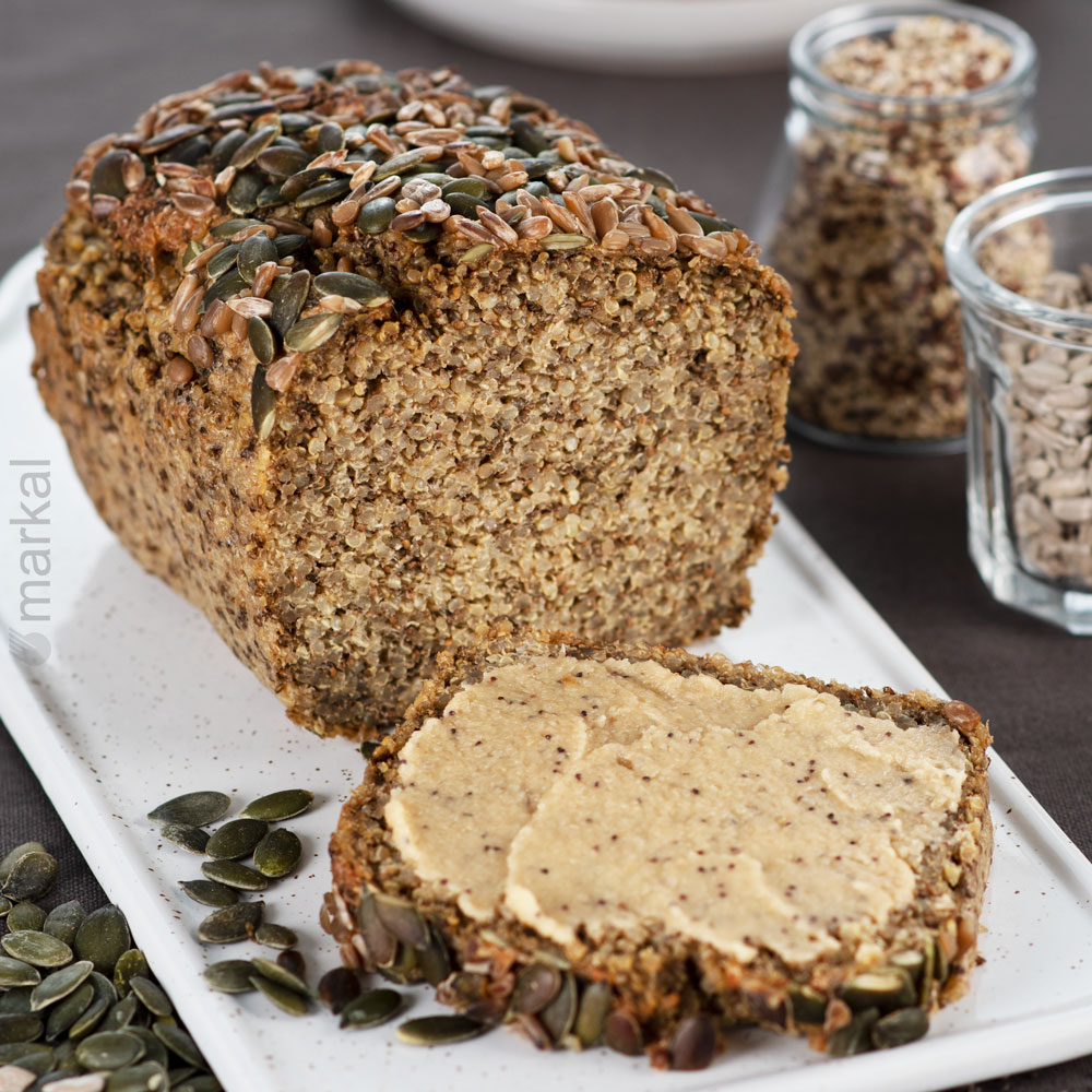 [ LA MINUTE #RECETTE ]

Ce pain a connu un grand succès sur notre compte Instagram <a href="/Markal_bio/">MARKAL</a> 😍 Sans farine ni temps de pousse, rapide et facile à réaliser, riche en graines. C'est le pain qui coche toutes les cases 😉 

Retrouvez la recette 👉 bit.ly/3uC6A3c