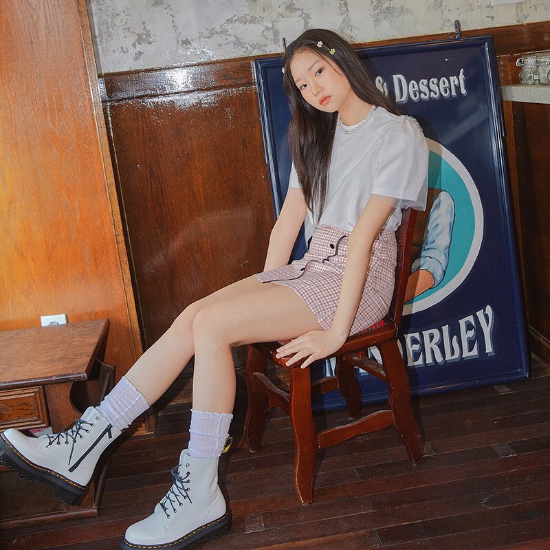 hdys_official's tweet photo. #HDYS “Vintage Girl” designer collection combines classic vintage style and modern fashion trends. Releasing tomorrow. #韩都衣舍 https://t.co/q0gCqNOzvv