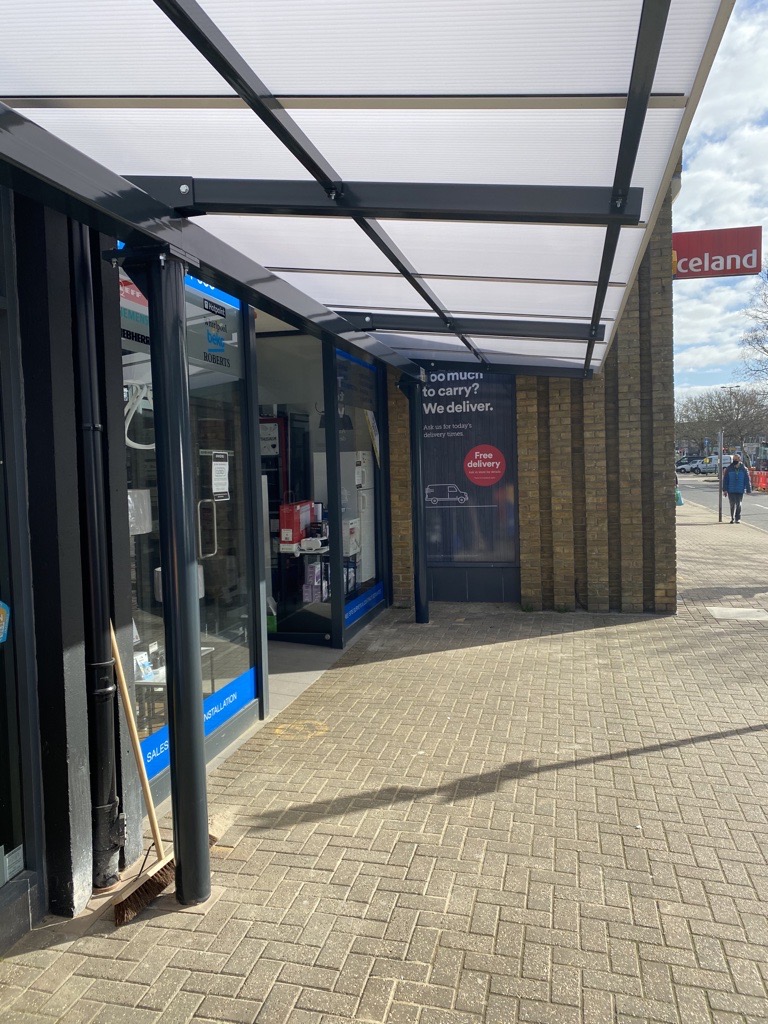 StorePropInvest's tweet image. Look what's going on at Rustington Shopping Centre..! An exciting and significant project funded by Store Property Investments for the benefit of all our retailers and their customers! Keep watching for updates..... 👀👀 @RetailWeek @retailwire #rustington #southcoastshopping