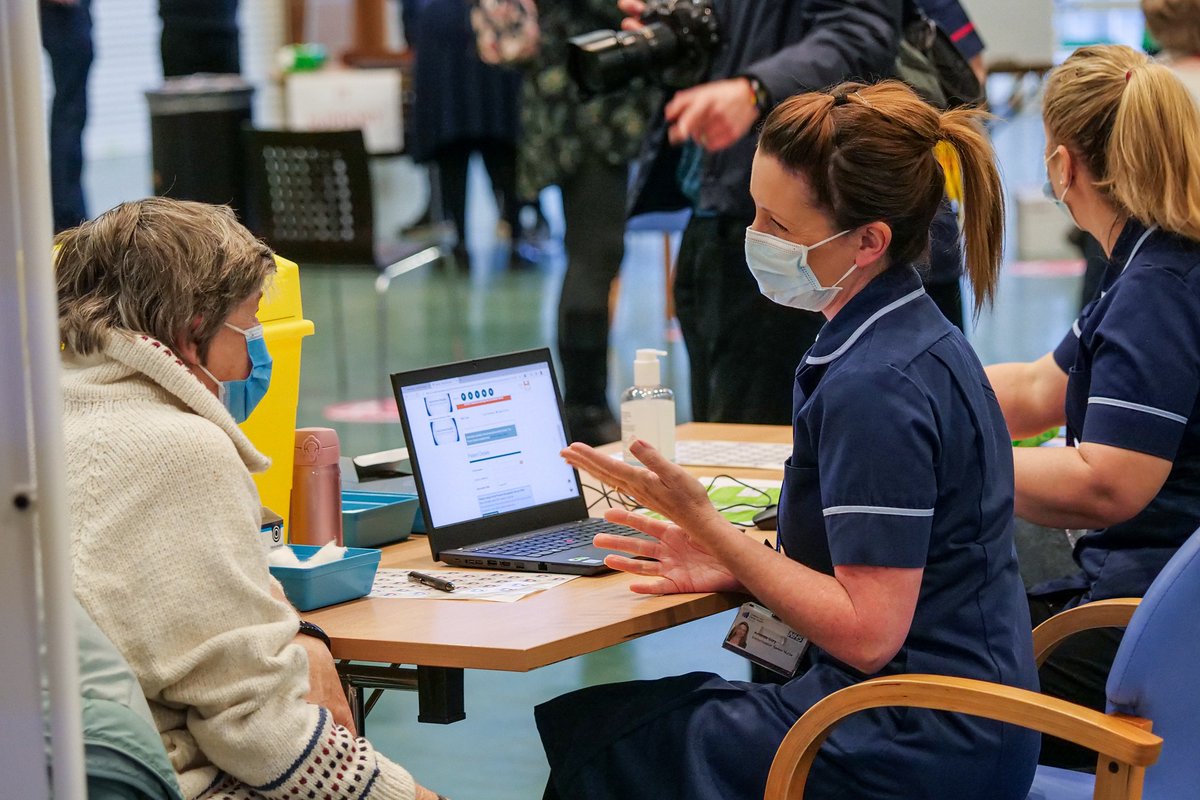Thank you to our fantastic teams who have given more than 50,000 #Covidvaccines to Surrey residents  
<a href="/EpsomRacecourse/">Epsom Downs Racecourse</a> vaccination centre 
<a href="/SurreyHeartland/">Surrey Heartlands Health and Care Partnership</a>