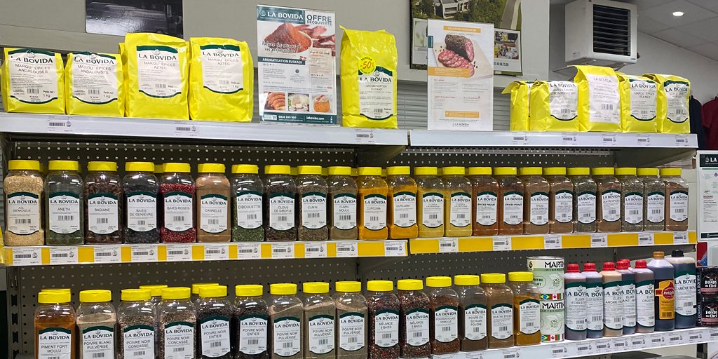 LaBovidaWeb's tweet photo. Degemer mat* dans notre magasin #LaBovida à Caudan #Bretagne. On vous présente nos rayons dédiés aux professionnels de l'alimentation. C'est avec plaisir que notre équipe vous délivrera ses meilleurs conseils
➡ https://t.co/bMdJuJcOiF
*On vous souhaite la bienvenue en breton https://t.co/L1PWvijsre