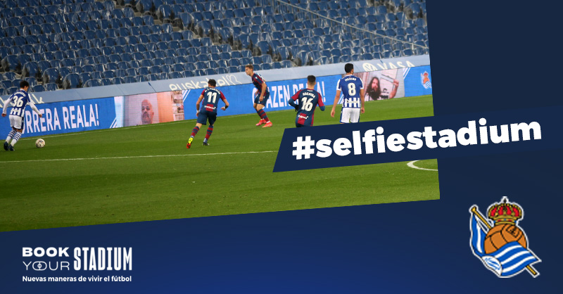 Bstadium_es's tweet photo. ¡Seguimos recibiendo material del #SelfieStadium que hicimos en el estadio de la @RealSociedad 🤩!
¿Sois alguno de los afortunados de los selfies📸?
¡Estad muy atentos porque dentro de muy poquito subiremos una galería para que os encontréis🤙!
#AurreraReala #BookYourStadium https://t.co/F2HX6bNVjG