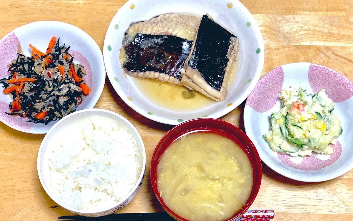 かすべの煮付け 献立 かすべの煮付け 献立