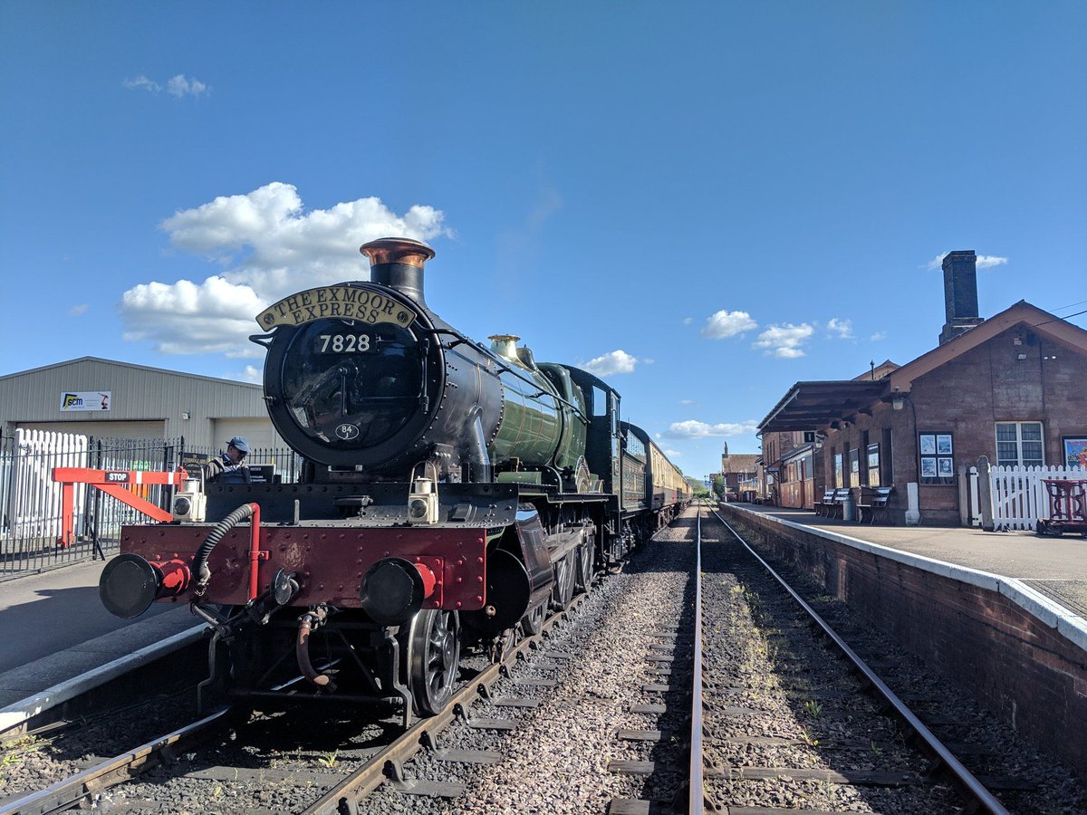 aroundaboutbrit's tweet photo. The @WSomRailway stops just 400m from Doniford Meadow Bungalows! A trip on the railway is a wonderful activity to enjoy during your stay when it's safe to do so again.
https://t.co/waeOFwifqr
#HolidayCottages #Watchet #Somerset #TheQuantocks #FamilyHoliday #DaysOut https://t.co/s339ZFgxLa