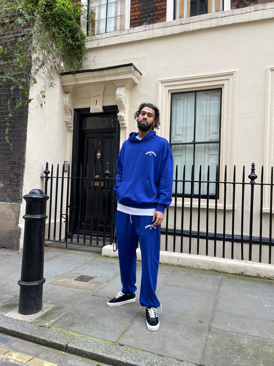 ADarkCircle's tweet photo. G Killa wearing our Teamwear Tracksuit in Royal Blue.

Shop the full PRE-SS21 collection now - https://t.co/Uvq5pWeWUu https://t.co/VwyWNJCTWQ