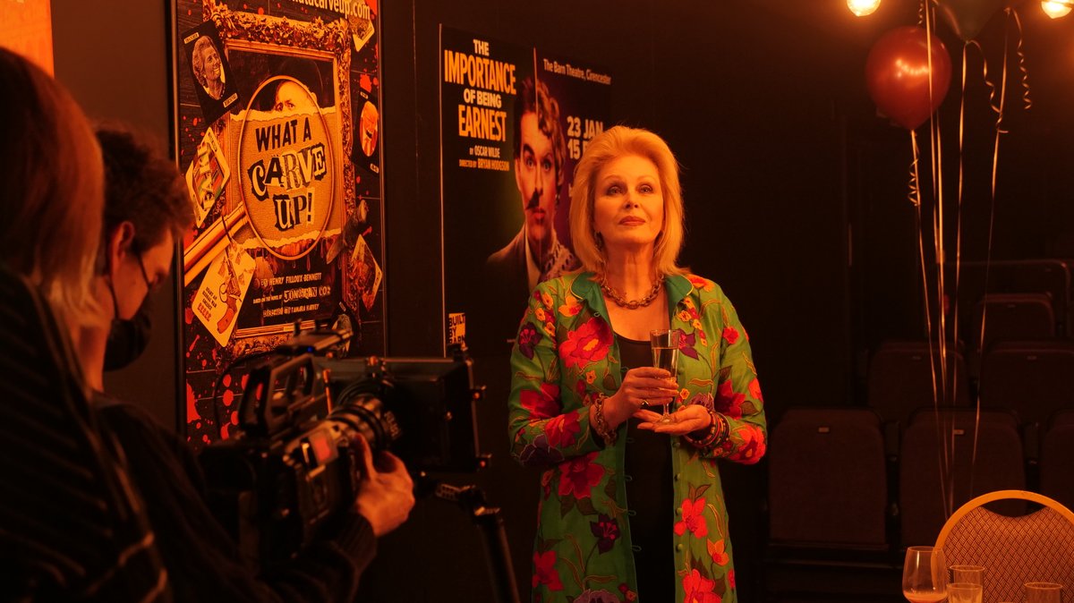Take a look behind the scenes of <a href="/PictureDorian/">The Picture of Dorian Gray</a> 🎥

Oscar Wilde's classic novel is being transposed into the modern age, where online and reality blur.

Don't miss the digital streaming, available from Tues 16 - Weds 31 March.

Get your ticket now 👉 bit.ly/2OCbJba