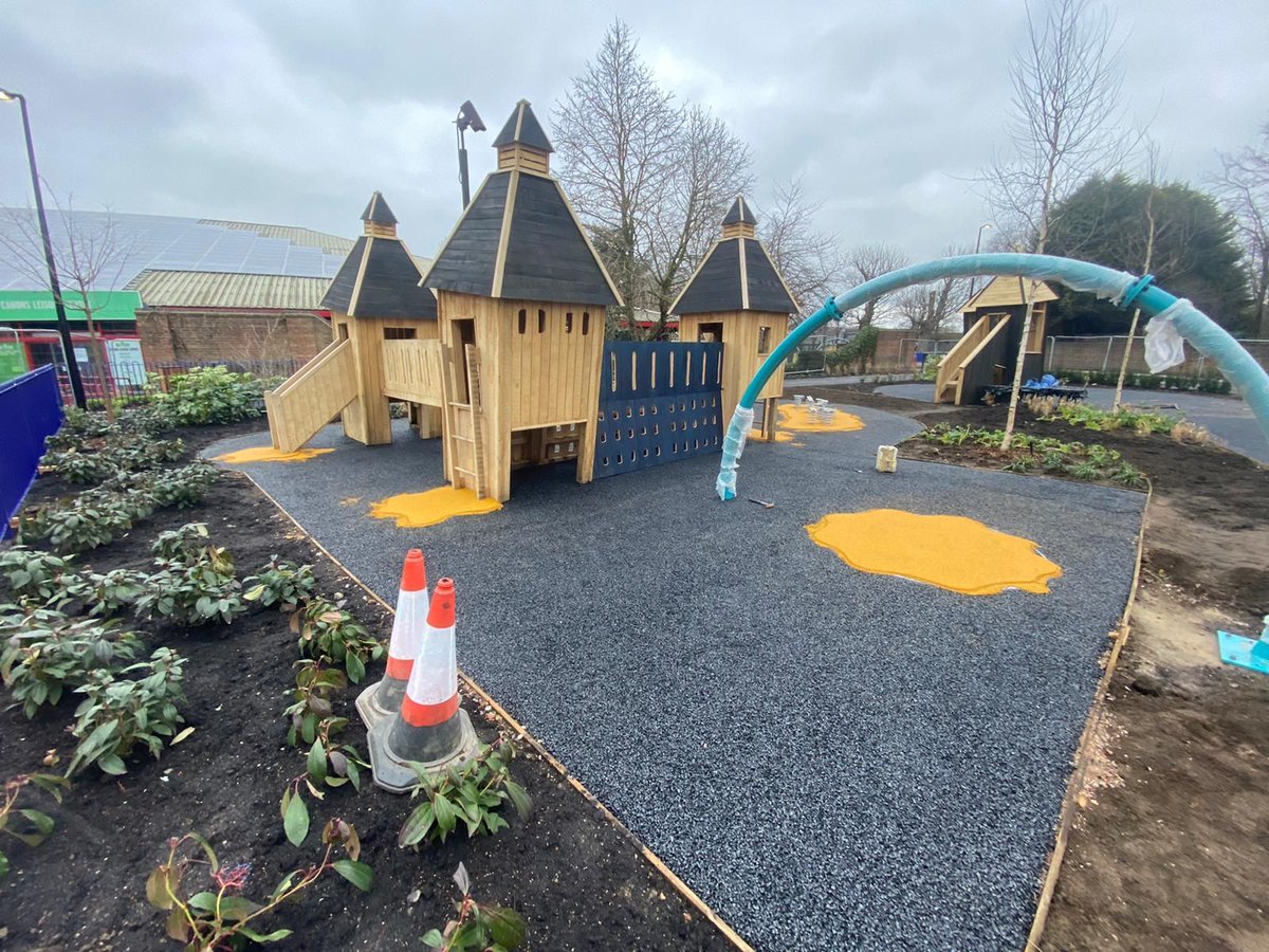TilhillForestry's tweet photo. Landscaping progress. Excellent playground by @william_hardie this week in #Mitcham. The surfacing is soon to be completed along with the slide, turf and grass mats installation.
The fencing will remain until outside sports is permitted to continue. All round excellent progress. https://t.co/rOr80RvOpH