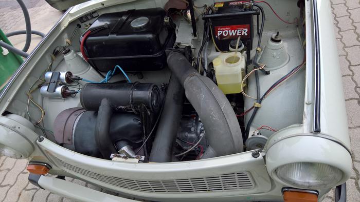Wolfgang's 1984 Trabant 601 - TrabiReg Registry dlvr.it/RvGX2H