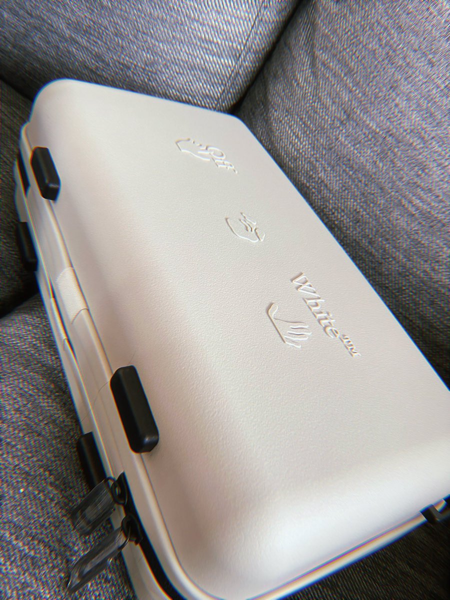 imirixoxo's tweet image. ✔︎ OFF-WHITE × AmorePacific
.
コスメアイテムはもちろんだけど
ボックスがとにかく可愛すぎる…😩💕
バックとしても使用できるらしい〜
bit.ly/3ea6cmM
.

#OffWhite
#アモーレパシフィック
#PROTECTIONBOX
#PR
#Qoo10