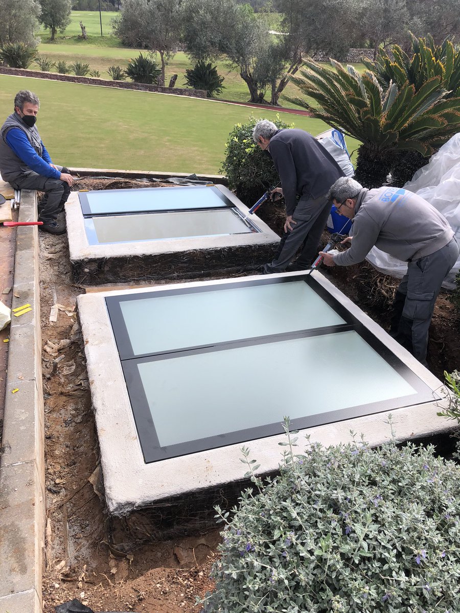 lasellagolf's tweet photo. Ya están colocadas las nuevas claraboyas del cuarto de palos. @LucasGisbert1 https://t.co/sPF36sofmz