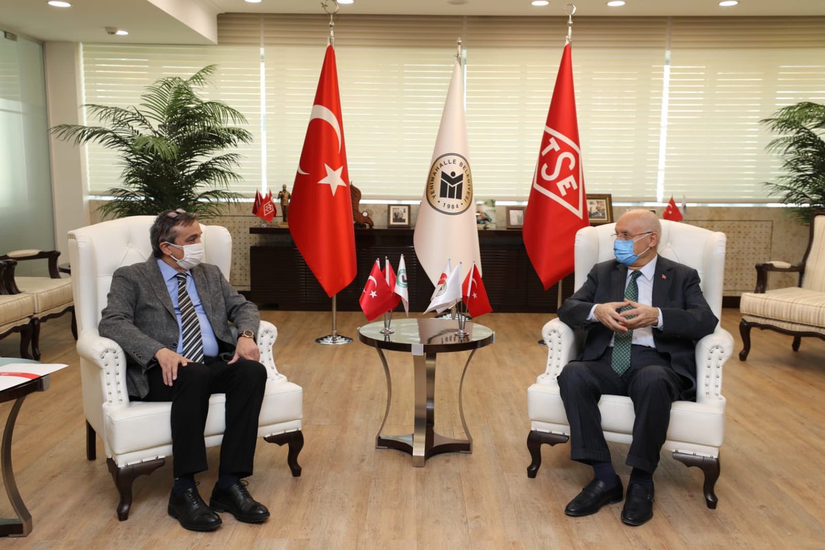 fethiyasar's tweet photo. Belediyemize bağlı kreş ve gündüz bakımevlerine Türk Standartları Enstitüsü tarafından ‘Okulum Temiz’ Belgesi verildi. Belgelerin alınmasında emeği geçenleri kutluyorum. 

Yenimahallemize hayırlı olsun. https://t.co/qBM79Xx4Qw