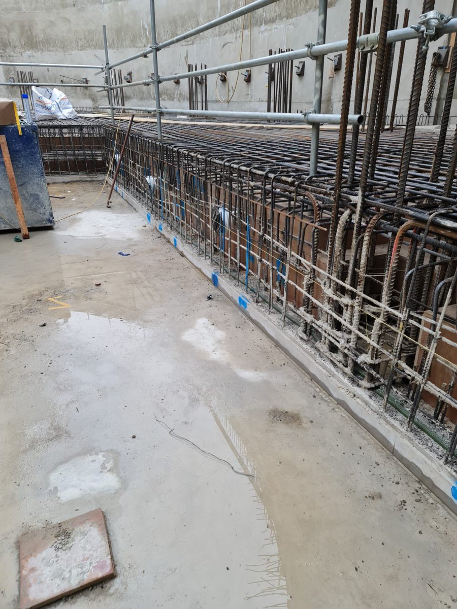 PoolsSmart's tweet image. New hotel build in London, just started on the swimming pool construction #swimmingpool #swimmingpooldesign #swimmingpoolconstruction