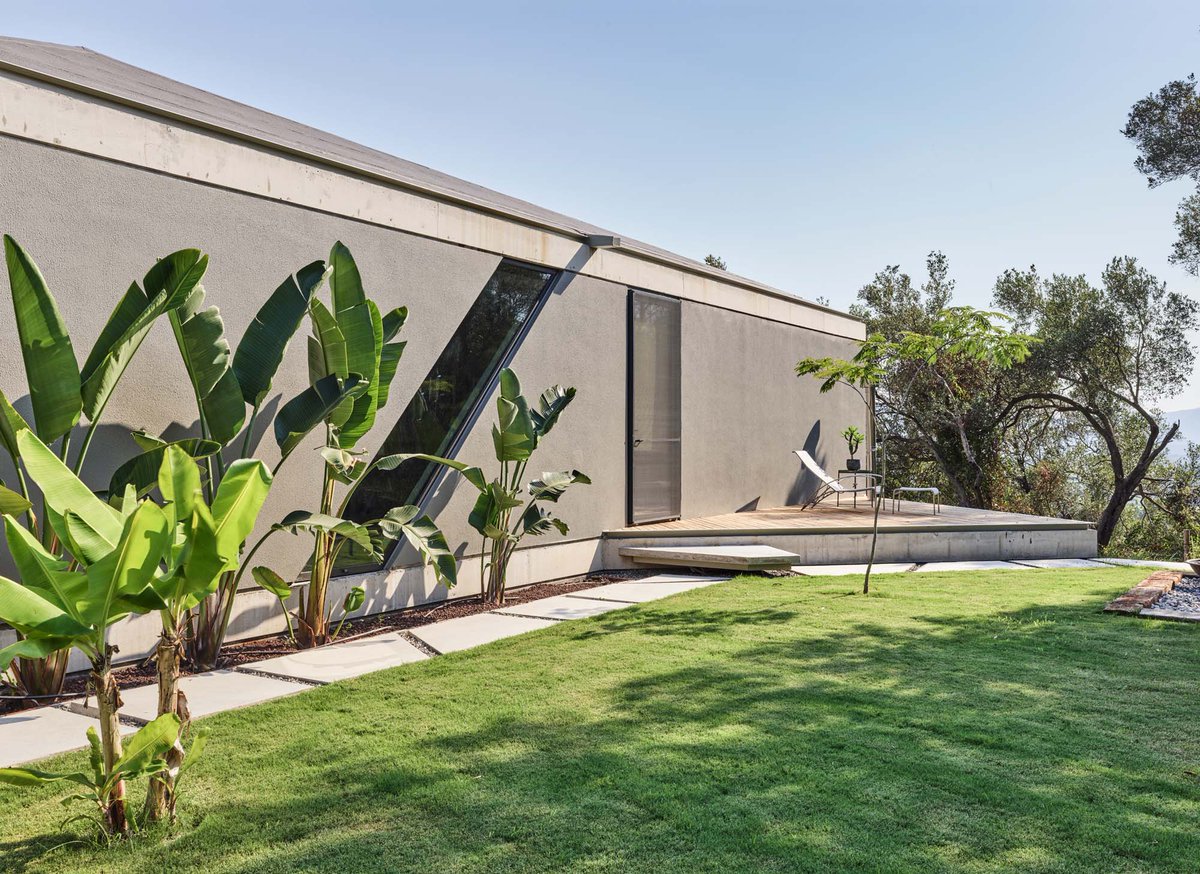 Kalebodur's tweet photo. .@pin_architects tarafından tasarlanan villa 2020 yılında, Akyada’da inşa edildi.

https://t.co/rheWUdhFWw https://t.co/ftlJO0zgRx