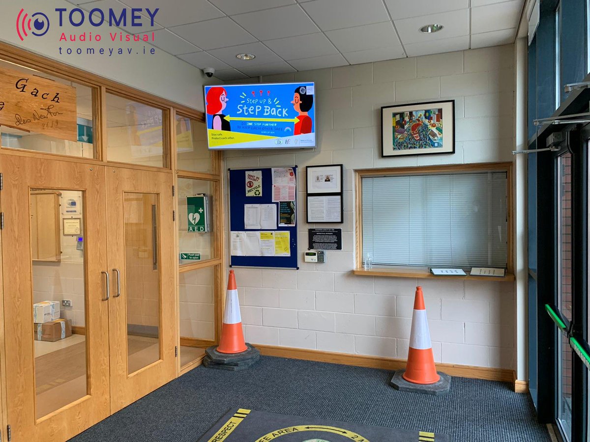 toomeyav's tweet photo. Some great @DsaCloud Digital Signage 65" &amp; 75" screens installed yesterday. Stunning 4K graphics with a cloud based portal for easy editing from any location. The best digital signage solution for schools. Call the signage team on ☎️01 4660515☎️ #toomeyav #dsa #digitalsignage https://t.co/OLWZEL55zG