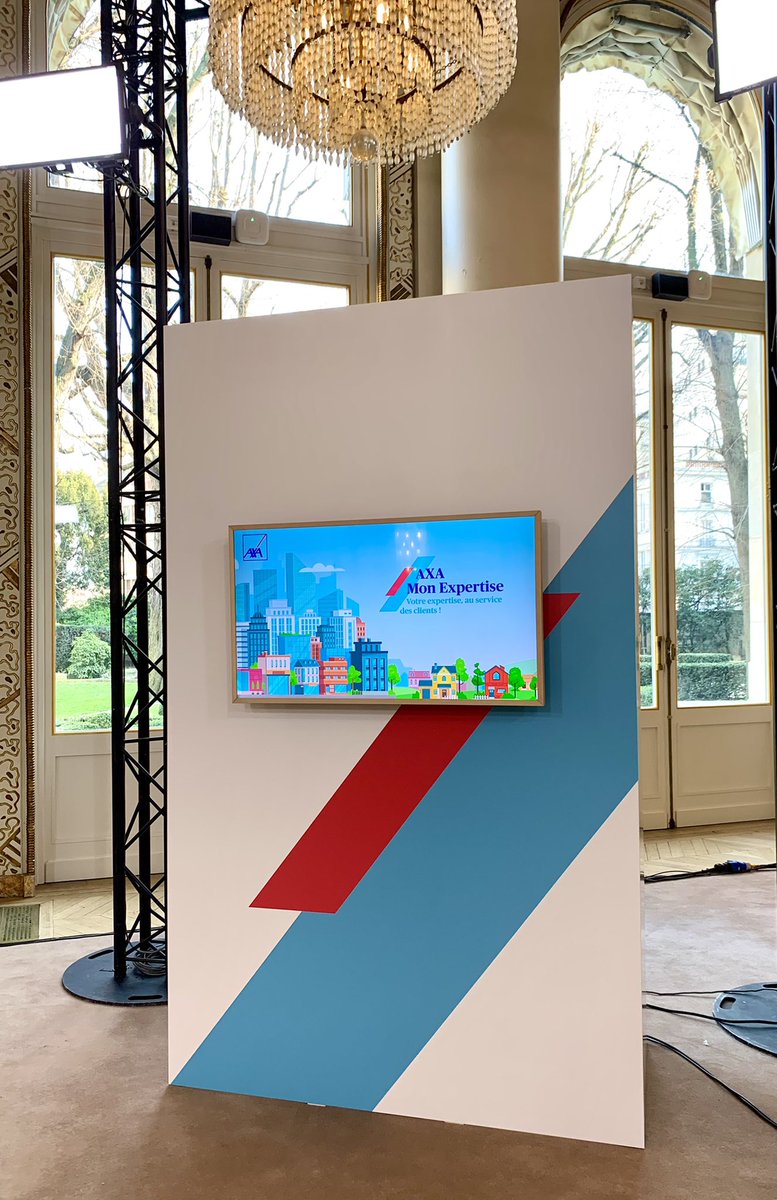 Lancement d’Atouts PRO-PME, la nouvelle offre #AXA à destination des clients #Pros et #Entreprises avec <a href="/guiborie/">Guillaume Borie</a> @mathieu_godart #HenrydeCourtois <a href="/MontaneJeanluc/">Jean-Luc Montané</a> <a href="/BertrandDauba/">Dauba</a> <a href="/ChateletRichard/">CHATELET RICHARD</a> et <a href="/mattei_antoine/">Antoine Mattei</a> dans les locaux de la <a href="/CCI_Paris_IdF/">CCI Paris IdF</a> #pub