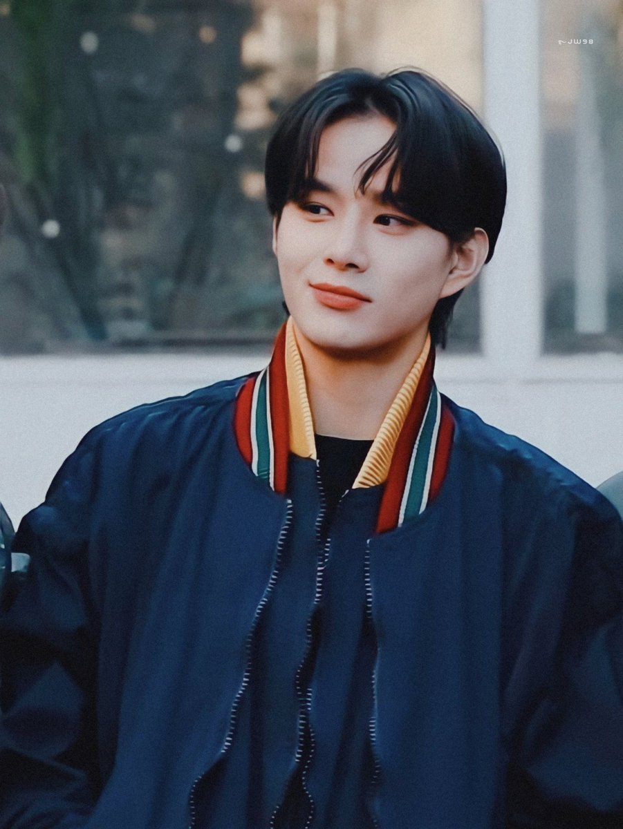 juncwoos's tweet image. 