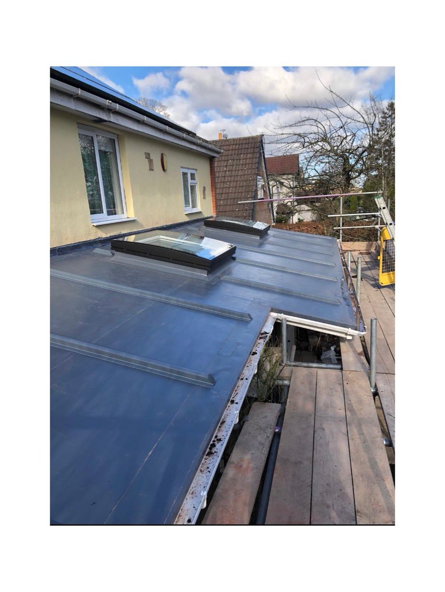 Single lap tiles at 12 degrees, leaking everywhere, stripped and recovered with Sarnafil and new Velux curved glass windows

#singlelaptiles #leak #Sarnafil #Veluxcurvedglasswindows #Picklesroofing #Leeds #Roofing