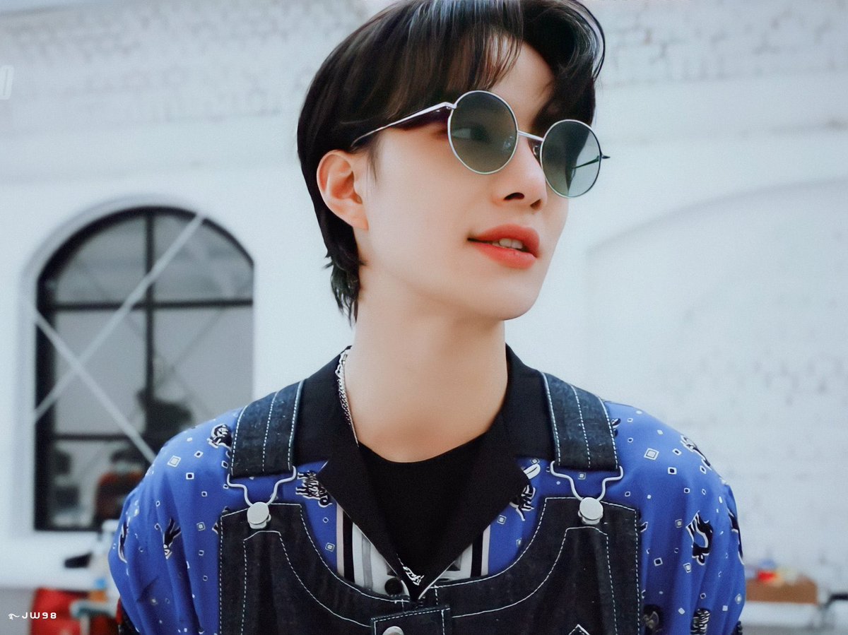 juncwoos's tweet image. Ganteng banget gua