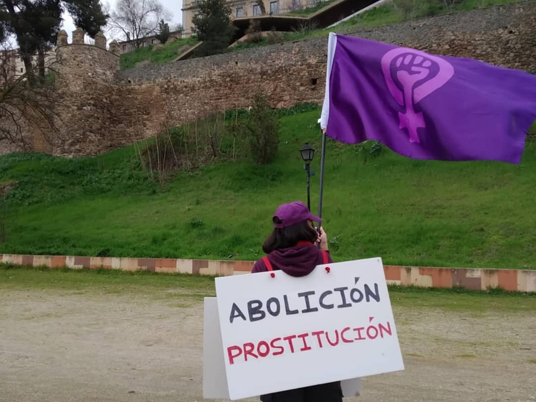 toledovioleta_'s tweet photo. ¡¡¡Las calles serán siempre nuestras!!! 💜✊
@AsambleaToledo
#8marzo2021 #8M
#8MCLM #8MEnMovimiento #CLMUnaVoz https://t.co/HvLsQcI5Pz