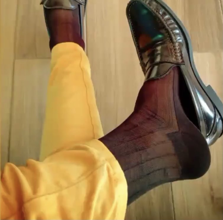 socksandporn's tweet photo. #sheersocks #socksporn #executivesocks #mrbabuu #socks #socksfetish https://t.co/H5GORIKIM3