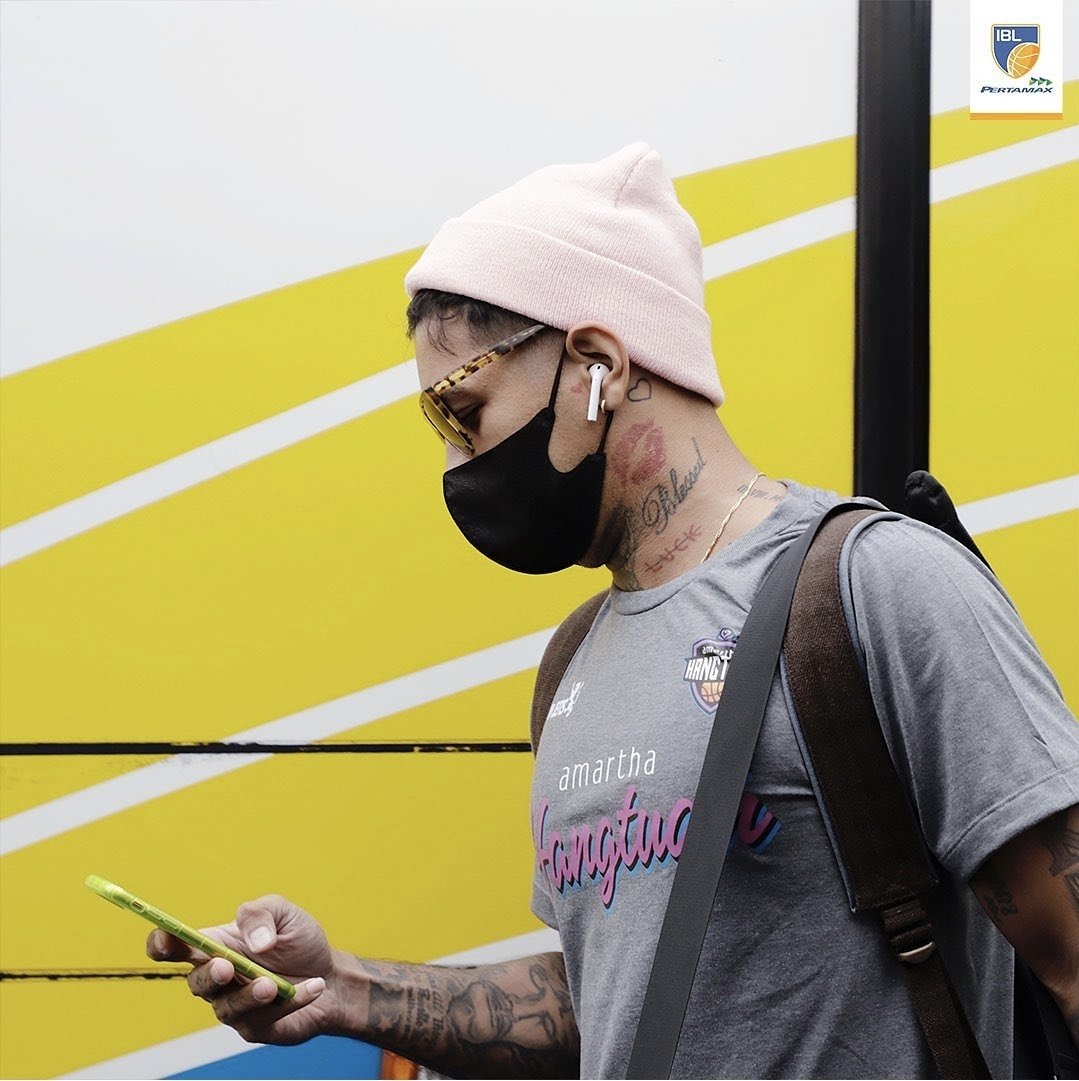 IBLindonesia's tweet photo. Welcome to #IBLCamp! Terus #SalingJaga dengan mentaati protokol kesehatan.
Pakai masker, menjaga jarak, mencuci tangan.
#IBLIndonesia #UniteforGlory https://t.co/ShnAHZCG4D