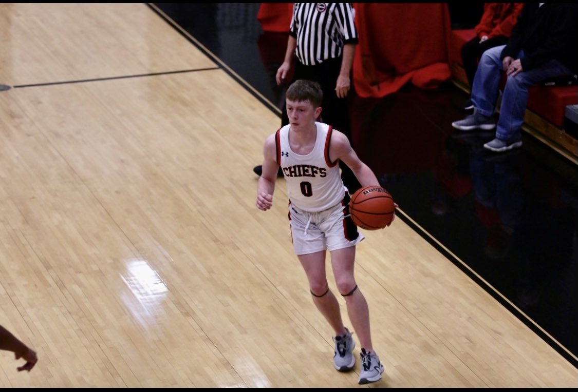 MobuckHoops's tweet image. Congratulations goes to Carter Metz on 1st team All-District 1AAA! Hard work pays off!!