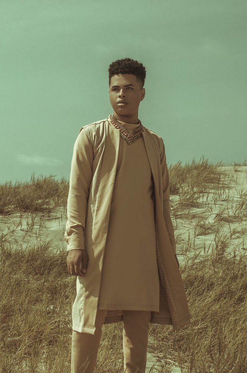 Afro Model Ecuador 
Quieres ser modelo profesional
Ven a formar parte de nosotros.
Fotografía: <a href="/SantiagoVinces/">Santiago Vinces</a>