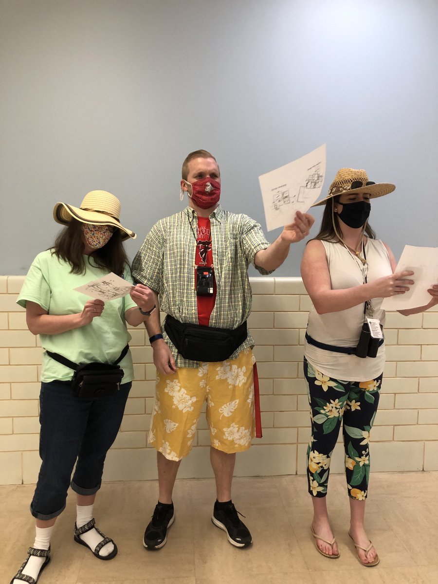 Tacky Tourist Tuesday