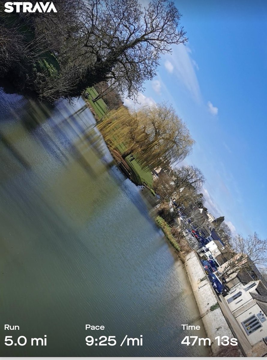 Weather is beautiful today. Little bit cold but once I was out running it soon warmed up 😊