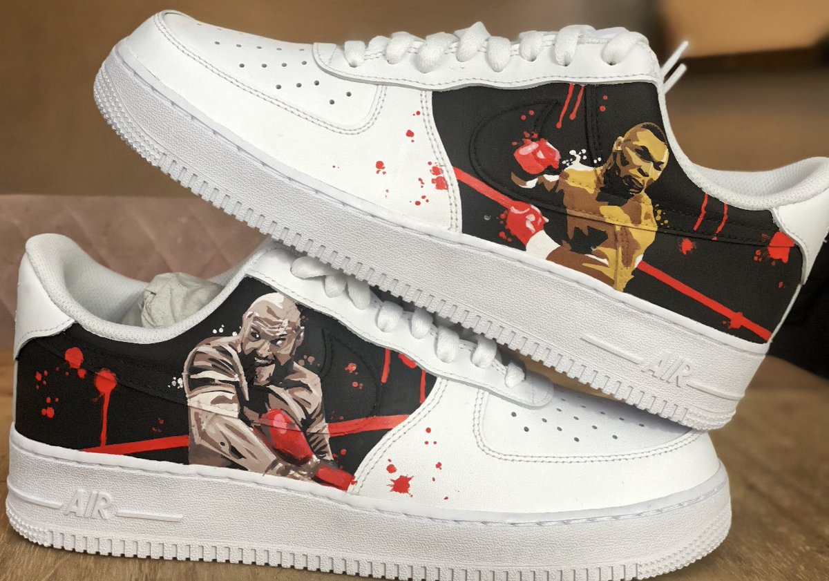 Fayviae18's tweet photo. 🥊Complete! Mike Tyson &amp; Tyson Fury custom painted trainers 🥊  There is a Custom trainer link on my website https://t.co/1ySLcglZ8M #paintedtrainers #nikeairforce1 #customnikes #paintednikes #niketrainers #artoftheday #art @MikeTyson @Tyson_Fury https://t.co/tc5ylQQuPV
