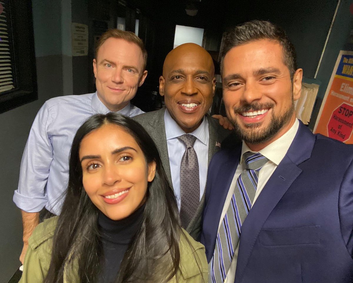 IHeartChadMM87's tweet photo. Off to drive to work at Chick-fil-A at 11am to 4:30pm. 23 more days until I’m so happy and can’t wait to see more #jaredvasquez will have new scenes with NSA Director Vance (@Darylgedwards), Deputy Tim Powell (#timmoriarty), and #saanvibahl (@Misspkc) in #manifest season 3. https://t.co/vTXdx4nEAN