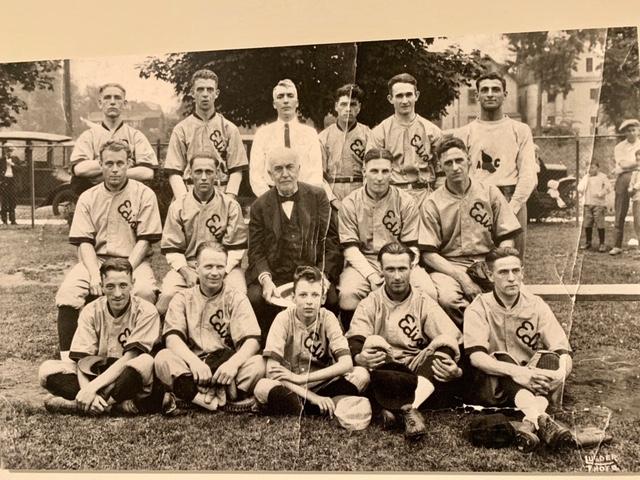 EdisonFordFL's tweet photo. We have a couple of #springtraining talks coming up on March 20 at 2 p.m. and March 22 at 11 a.m.! Come learn about the history of spring training in Fort Myers with Program Manager, Holly Shaffer! These talks are included with admission. Masks are required. https://t.co/jI1fyjl8t1