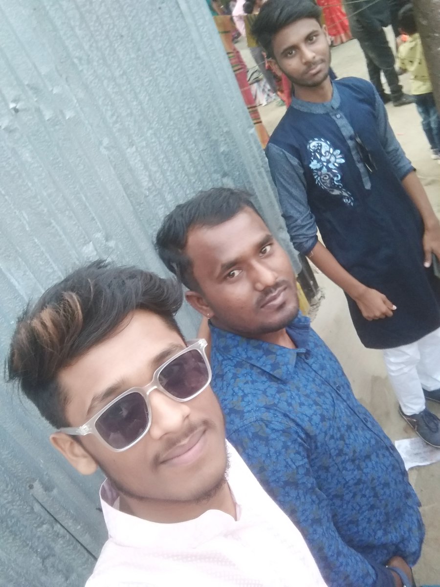 SdSumat's tweet image. Me and my small brother . celebrate lilla kirtoon .
#samrat kumar Das