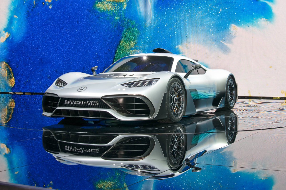 LeasingOptions's tweet photo. Celebrities With Electric Cars โ Our Top Six, Weโre taking a look at some of the celebs whoโve already made the switch to being green. https://t.co/B2xnZ3LV4H #EV #EVLeasing #Leasingoptions https://t.co/KScl90XcoL