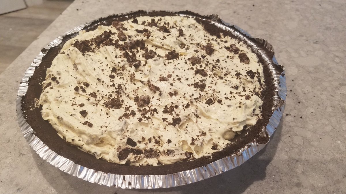 Celebrating pre-pi day with Sofia making her first pie by herself. <a href="/PBCCTMath/">PBCCTM</a> #PBCCTMpi2021