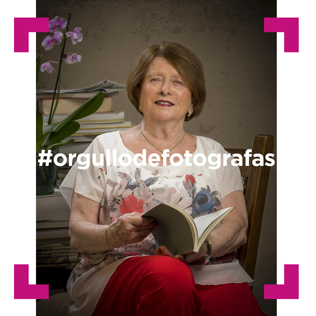 "Me siento orgullosa de esta fotografía porque capta la esencia de una de las mujeres más importantes para nosotros, nuestra madre. Además de ser un homenaje a las mujeres mayores que nos transmiten esa belleza llena de paz y sabiduría” 📷 Marga Cerdà 💜<a href="/MicerStudio/">MicerStudio</a>