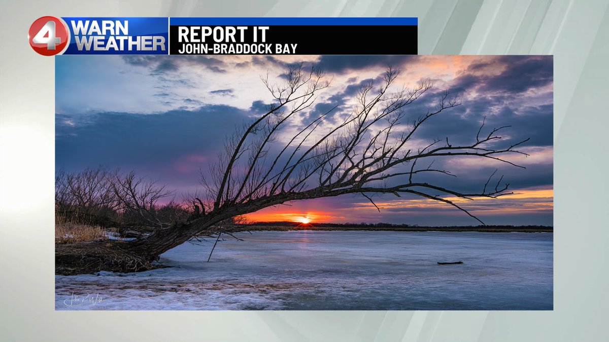 mikecejka4's tweet photo. Thanks John for the awesome picture! What a way to wrap up Monday, and we're not going to stop there. Things turn somewhat unsettled late week. Timing the next raindrops, @News4Buffalo WakeUp! Now on CW23, WNY's only local news from 7-9:00 am. #4WarnWeather #BraddockBay https://t.co/1M3BYxyq3t
