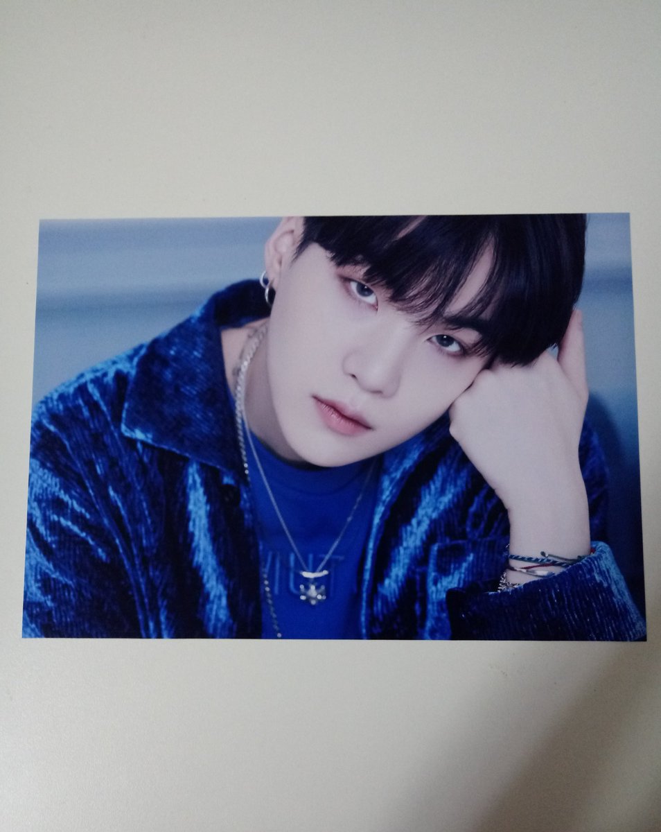 shooky_store's tweet photo. ✨SORTEIO SUGA DAY✨

✨ 1 POSTER A4.

▶Regras:

✨Seguir @shooky_store

✨Marcar 1 pessoa

✨RR e FAV nesse post.

#HappyBirthdaySUGA #HAPPYSUGADAY https://t.co/kUF1GkoKNb