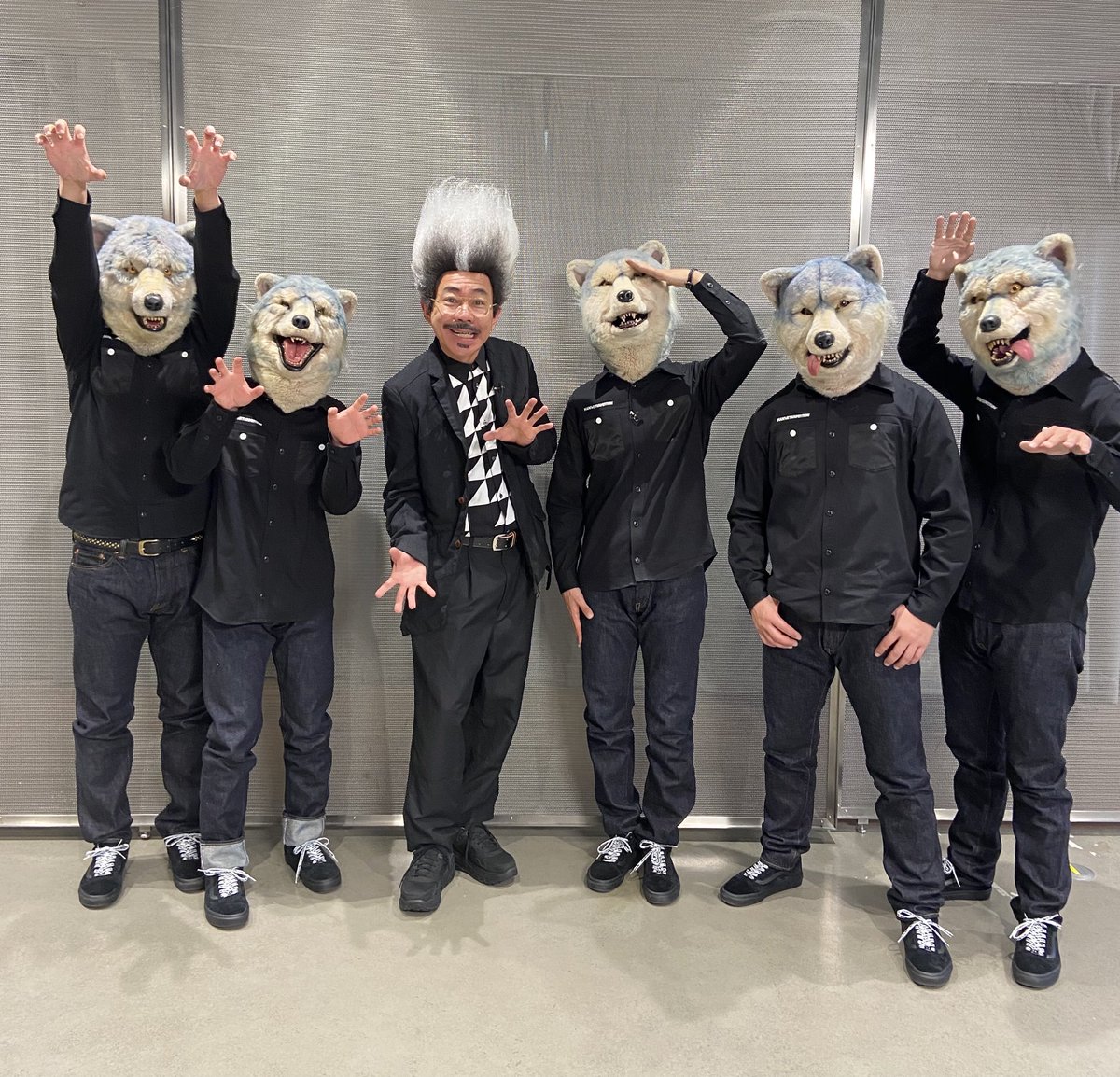 Man With A Mission 点と点を繋ぎ 線と線で描いて行く 絵空事のような夢が僕らを動かして行くんだ 初mv監督作品ヲ我々ノ楽曲トトモニ 泣 木梨憲武監督アリガトウゴザイマシタ Man With A Mission 点と点を繋ぎ 線と線で描いて行く 絵空事のような夢が僕らを動かして行くんだ 初mv監督作品ヲ我々ノ楽曲トトモニ 泣 木梨憲武監督アリガトウゴザイマシタ