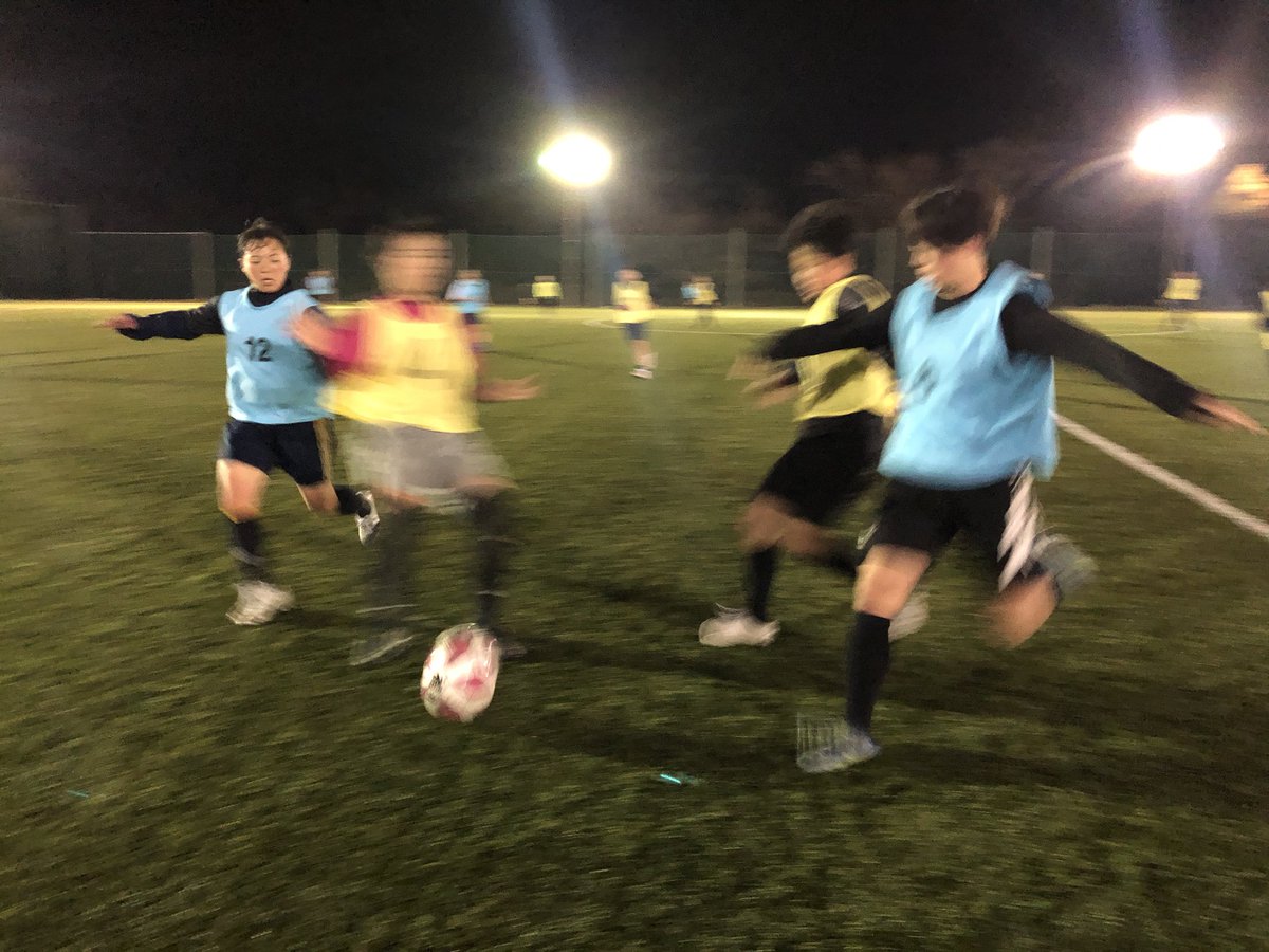 福井工業大学附属福井高校女子サッカー部 こんばんは 今日も芦原で練習でした ボール回しや対人をした後ゲームをしました 昨日のミーティングで話し合ったことをもっと意識してチームでレベルアップできるようにしていきたいです 以上 服部陽向で 福井工業大学附属福井高校女子サッカー部 こんばんは 今日も芦原で練習でした ボール回しや対人をした後ゲームをしました 昨日のミーティングで話し合ったことをもっと意識してチームでレベルアップできるようにしていきたいです 以上 服部陽向で