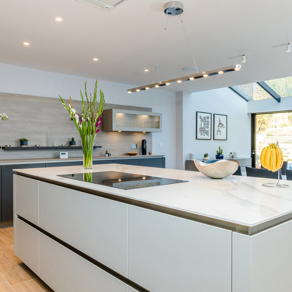 WoodhartGroup's tweet photo. Showcasing the Meadow new build property, a beautiful contemporary detached house created in 10 months by Woodhart Group.
Contact us today to discuss how Woodhart Group can assist with your project.
https://t.co/pWtfL7WXPU
#houserenovation #homerebuild #beautifulhomes https://t.co/9PghjoB1Mw