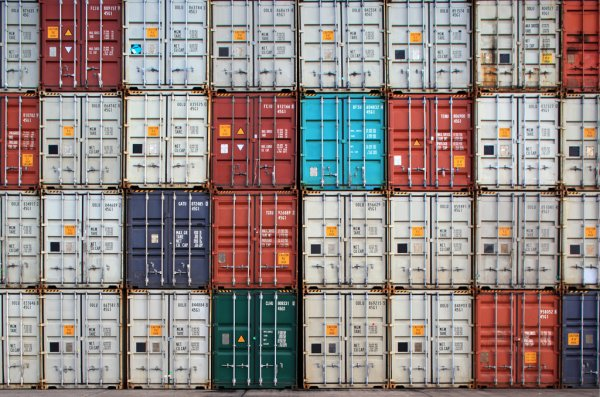 JdeM's tweet photo. Cuando el Mundo comprenda #Intermodal, los #vacíos ya no serán problema: Su fin será cargar y cargar, para quien lo necesite. "El contenedor de la naviera" es el problema. No lo pueden utilizar otros, se pasa el tiempo molestando como vacío. #EmptyContainer #Multimodal ¿Debate? https://t.co/3NoKF48xd3