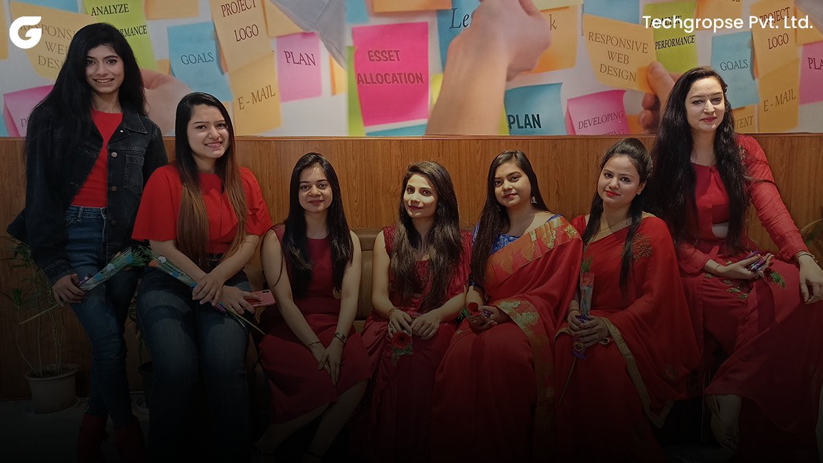 techgropse's tweet photo. Sharing the glimpse of our yesterday celebration with our 𝗧𝗲𝗰𝗵𝗚𝗿𝗼𝗽𝘀𝗲'𝘀 𝗛𝗲𝗿𝗼𝘀. 

A strong woman stands up for herself. A stronger woman stands up for everyone else.

#womensdaycelebration #womensday2021 #internationalwomensday2021 #internationalwomensday https://t.co/iGQqG7g1P9