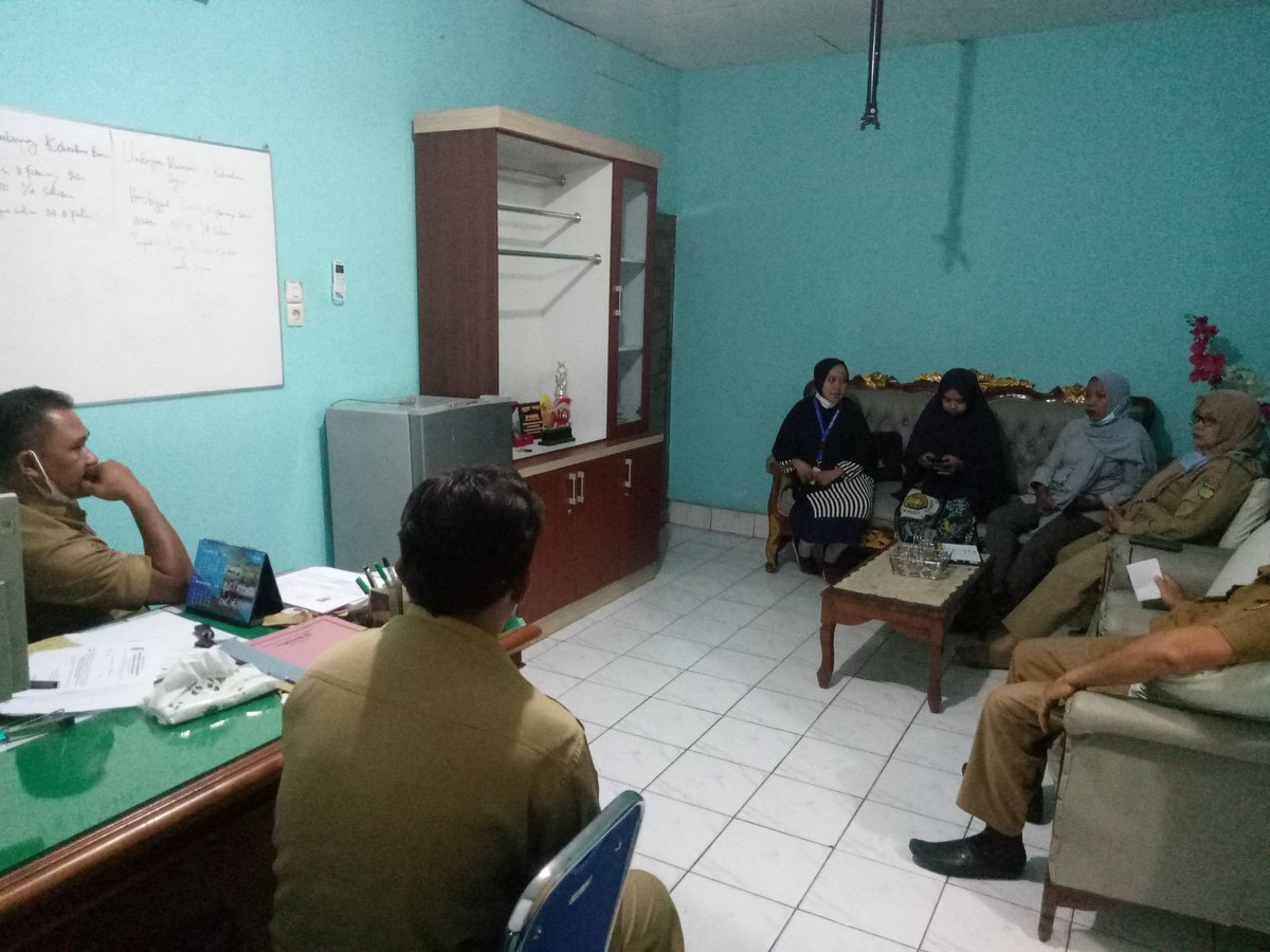 rosafiqa's tweet photo. Rapat Bersama Kepala Dinas Koperasi UMKM Dan Tenaga  Kerja  Kota Palu bersama jajarannya Dan PPKL Kota Palu membahas Program Kerja Dinas Koperasi Dan PPKL https://t.co/Pc8V2JMTZa