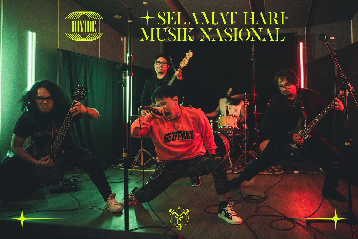 DIVIDEjkt's tweet photo. Selamat Hari Musik Nasional, dari kami Crabcore Mania (mantap!) 🖤🖤🖤
Semoga dunia musik Indonesia ................... (silahkan isi sendiri sesuai dengan keinginan kalian) Amin! 🙏
#DIVIDEjkt
#selamatharimusiknasional
#LegacyLive
#SebelasTahunTerakhir https://t.co/WSO7tudCGL
