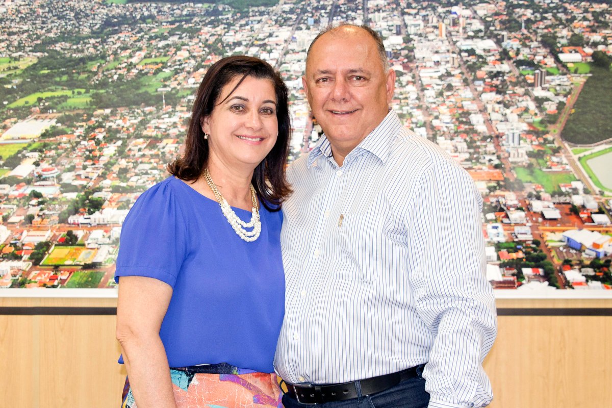 Hoje me dirijo à nossa gente para pedir uma CORRENTE DE ORAÇÃO pela Marlene. Ela encontra-se internada na UTI. A nossa fé é inabalável. E nesse momento sentiremos daqui todas as energias positivas que vocês nos enviarem. Forte abraço a todos!